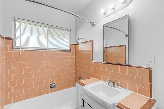 Building Photo - 6120 Radford Ave