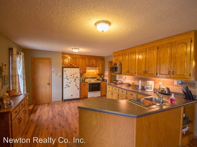 Building Photo - 25655 Watson Ln