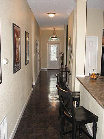 Building Photo - 5905 Longo Dr