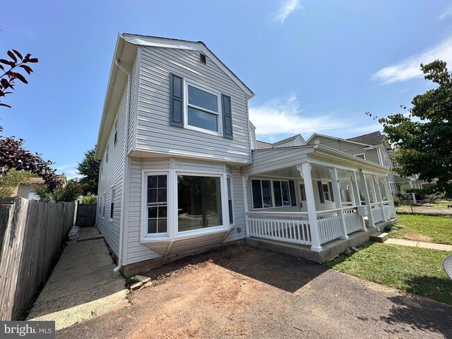 Building Photo - 168 Manassas Dr