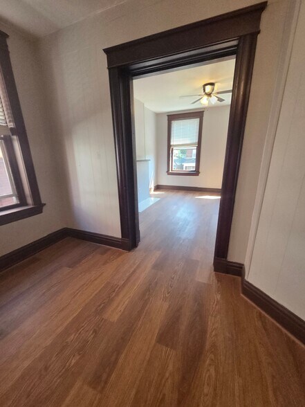 Building Photo - 3453 Iowa Ave