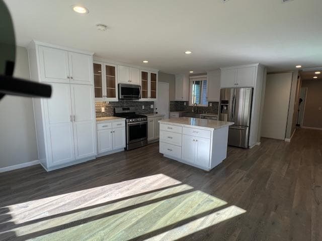 Building Photo - 4062 Mira Verde St