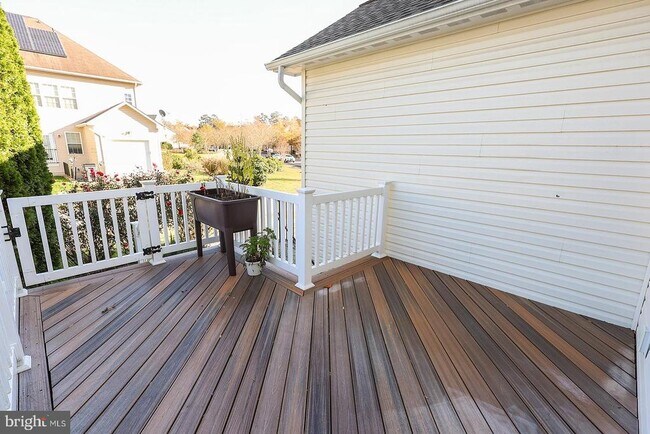 Building Photo - 23305 Hyacinth Ln