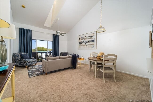 Building Photo - 1637 NE Nautical Pl