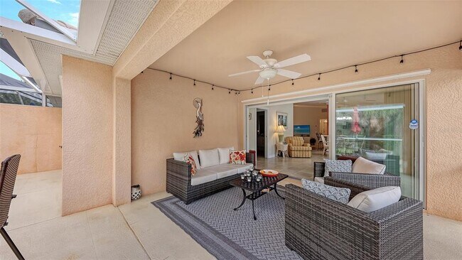 Building Photo - 11605 Garessio Ln