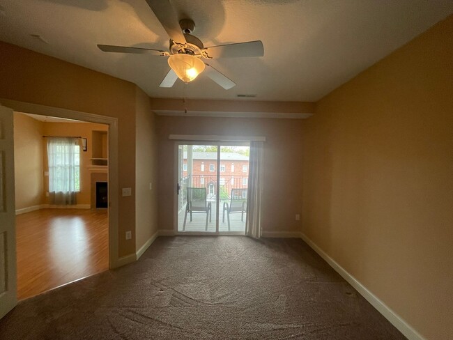 Building Photo - AVAILABLE NOW!!!  Beautiful 2 bedroom, 2 b...