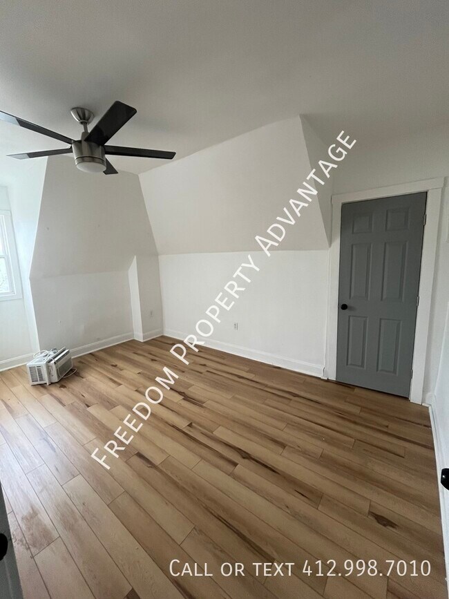 Building Photo - 7235 Meade St