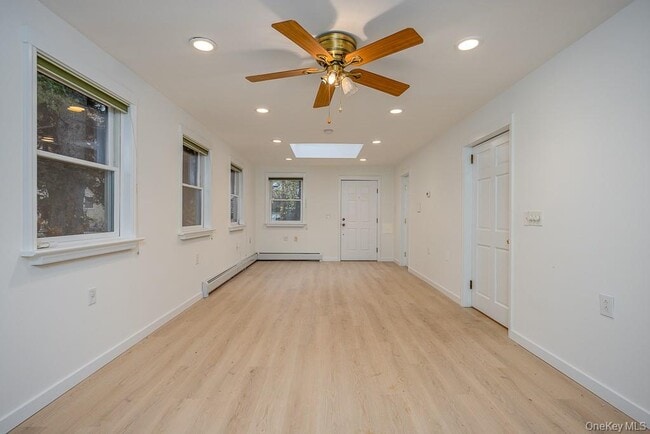 Building Photo - 17 Old Lake Rd