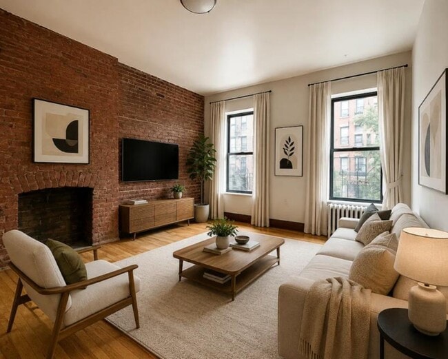 Building Photo - 28 W 125th St