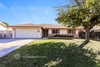 Building Photo - 41797 Royal Palm Dr