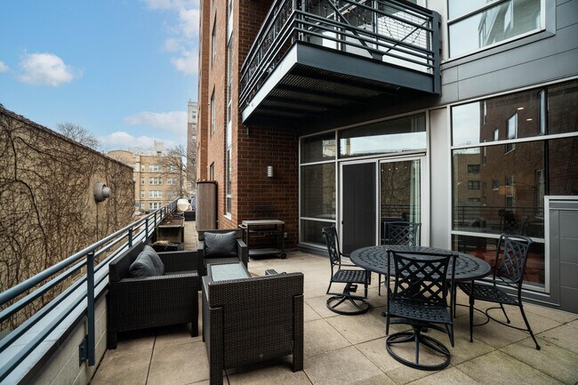 Building Photo - 1111 N Marshall St