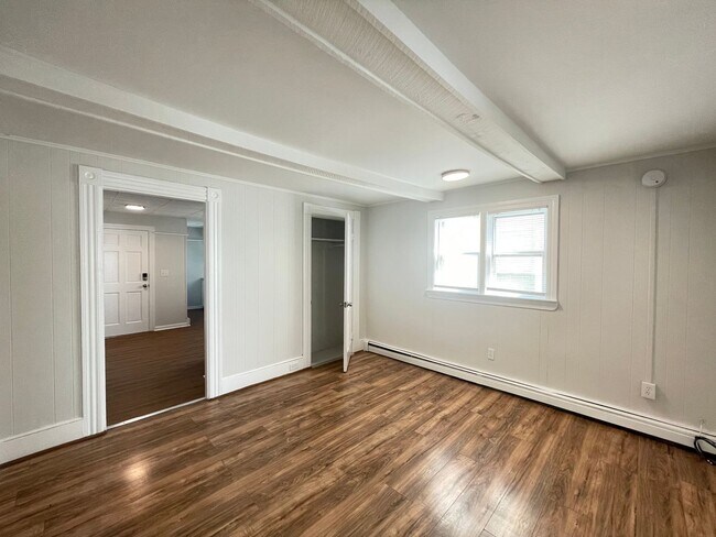 Building Photo - 39 Ashland St