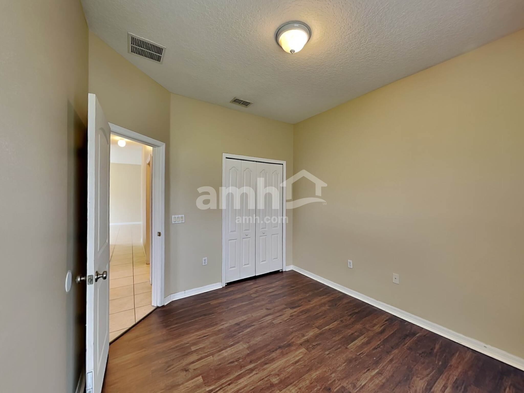 Building Photo - 3112 Dasha Palm Dr
