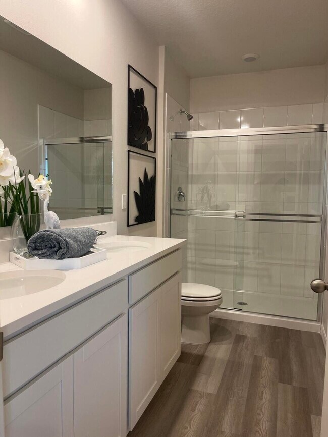 Building Photo - 12901 SW Forli Wy