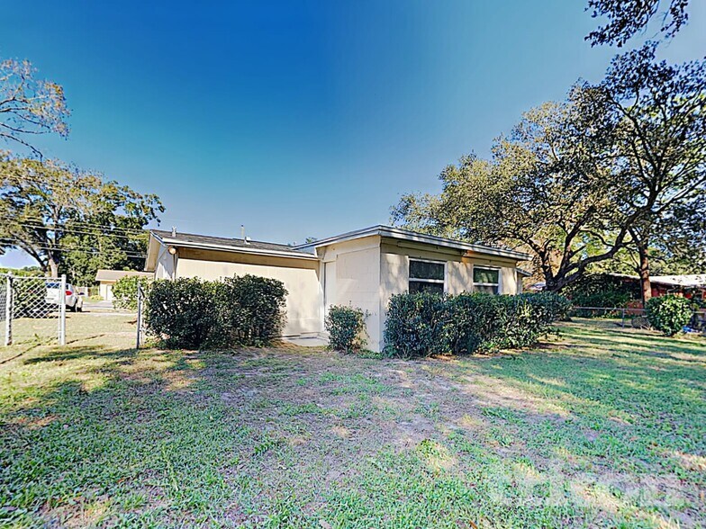 Building Photo - 514 Calhoun Ave