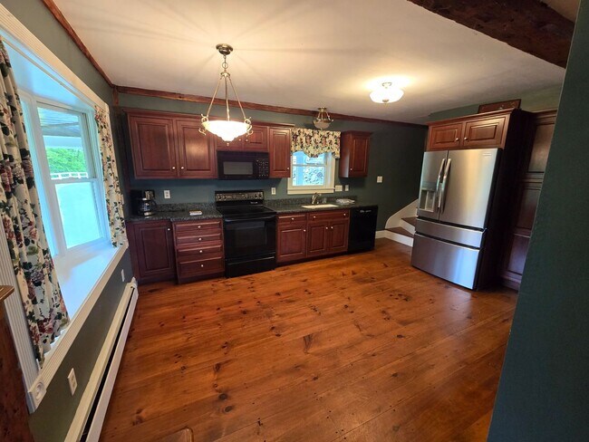 Building Photo - 25 Rockbottom Rd