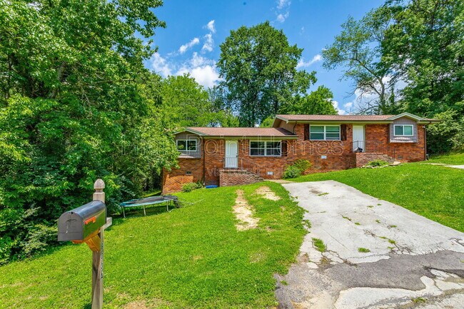 Building Photo - 603 Mountain Trail