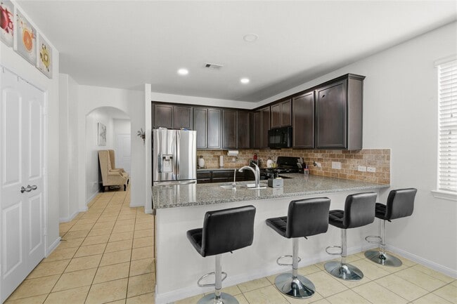 Building Photo - 2527 Cold River Dr