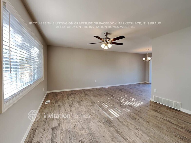 Building Photo - 5675 Tomah Dr