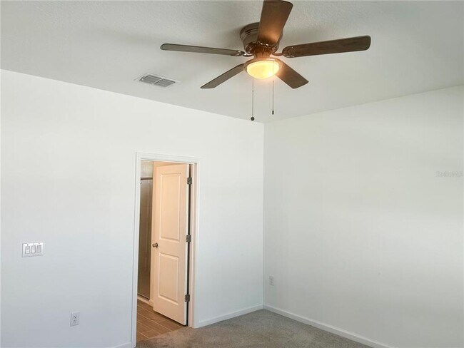 Building Photo - 4530 NW 14th Lp