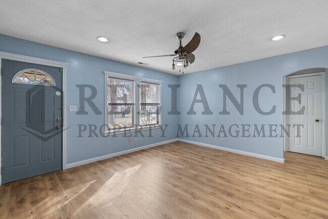 Building Photo - 1249 N Pershing St