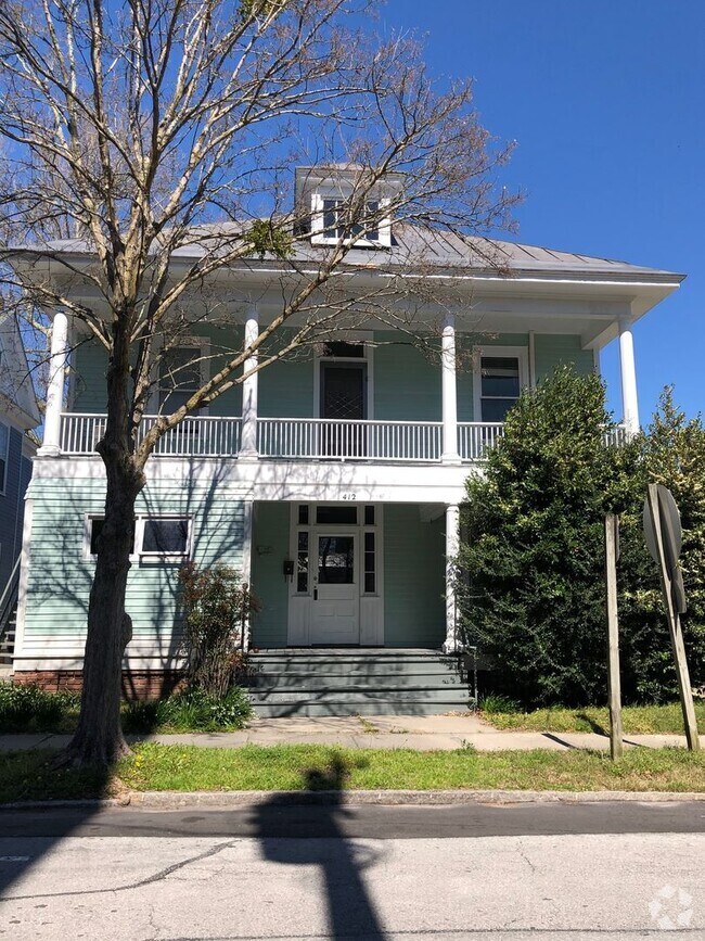 Building Photo - 412 Johnson St