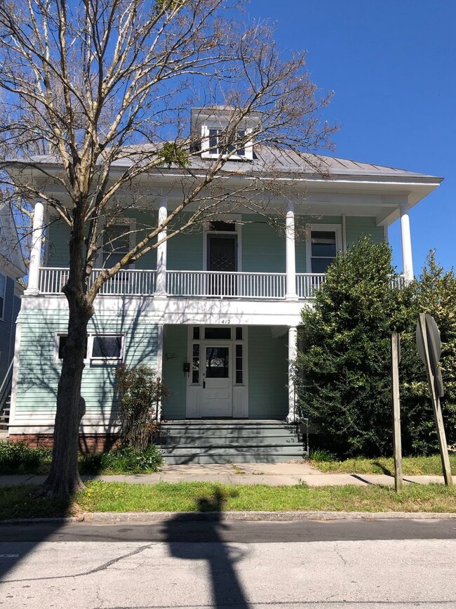 Primary Photo - 412 Johnson St