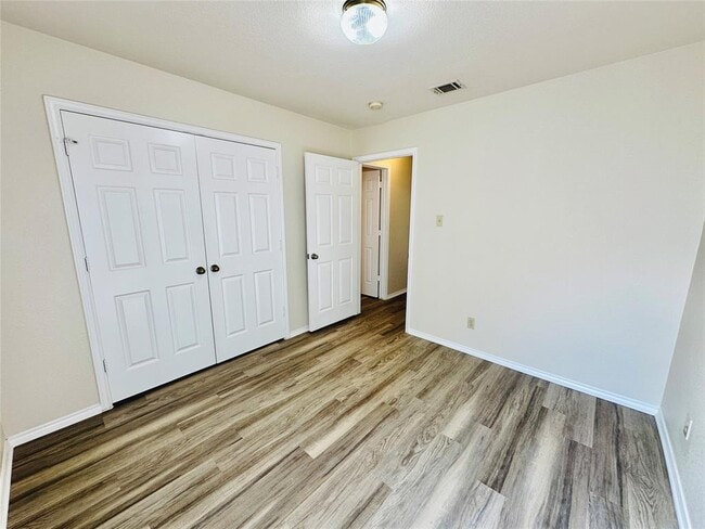 Building Photo - 8814 Schick Rd