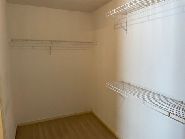 Building Photo - For Rent