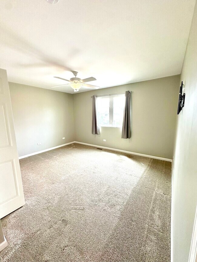 Building Photo - 2394 Caton Crest Dr