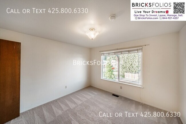 Building Photo - Gorgeous Home For Rent in Silver Firs Comm...