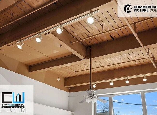 Building Photo - Frame Factory