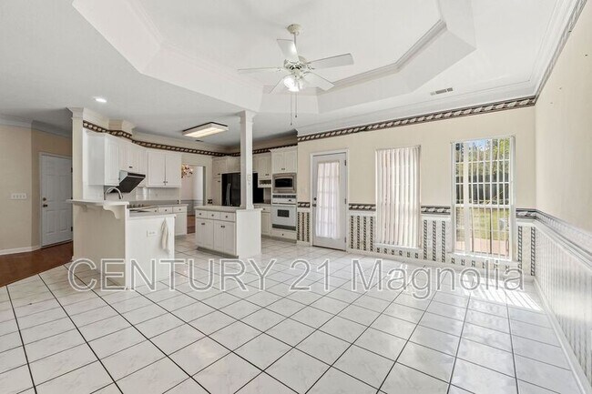 Building Photo - 790 Prairie Ln