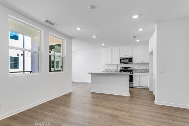 Building Photo - TYang