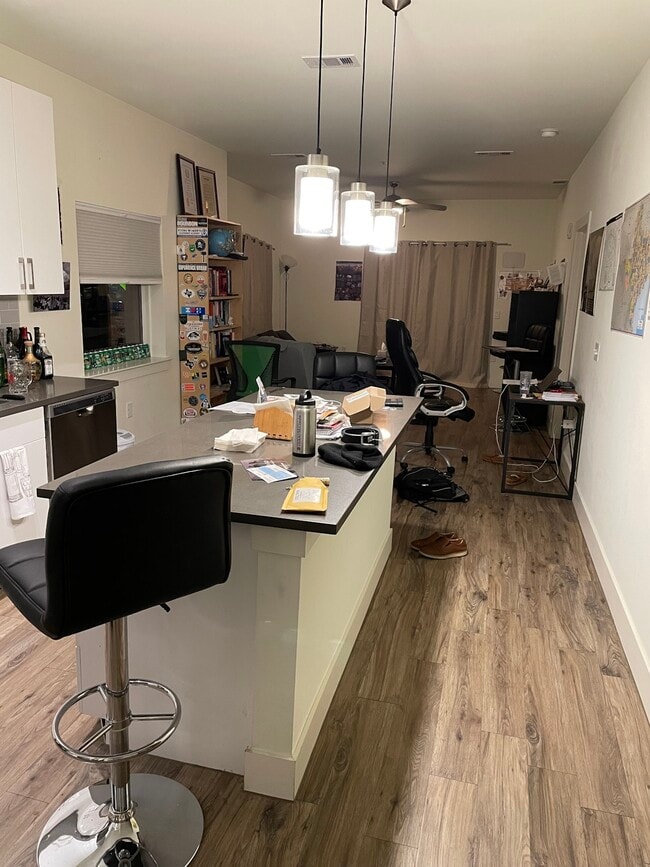 Building Photo - 6444 Burnet Road, Unit 310