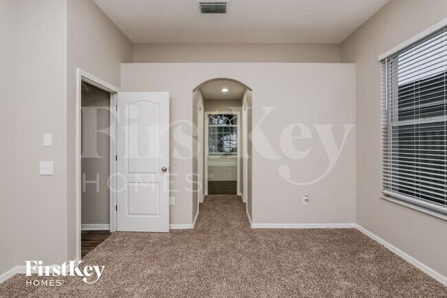 Building Photo - 9204 Waterbird Dr