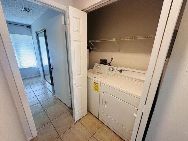 Building Photo - 4454 Pinebark Ave