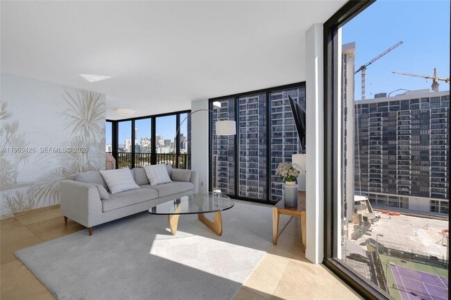 Building Photo - 1915 Brickell Ave