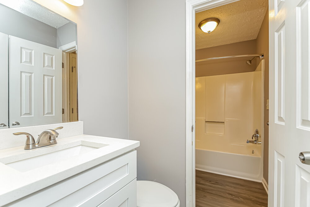 Building Photo - 941 Hickory View Ct NW