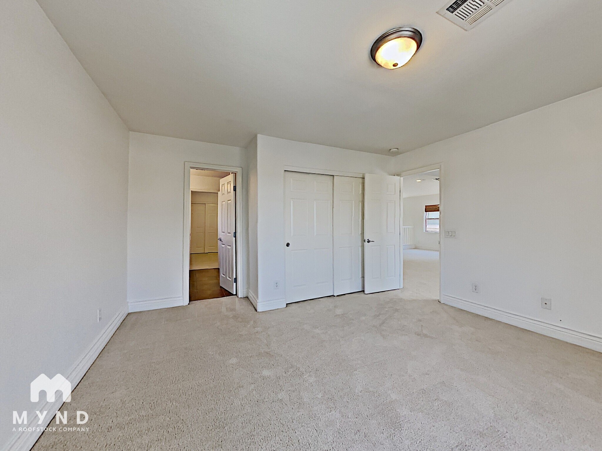 Building Photo - 105 Tall Ruff Dr