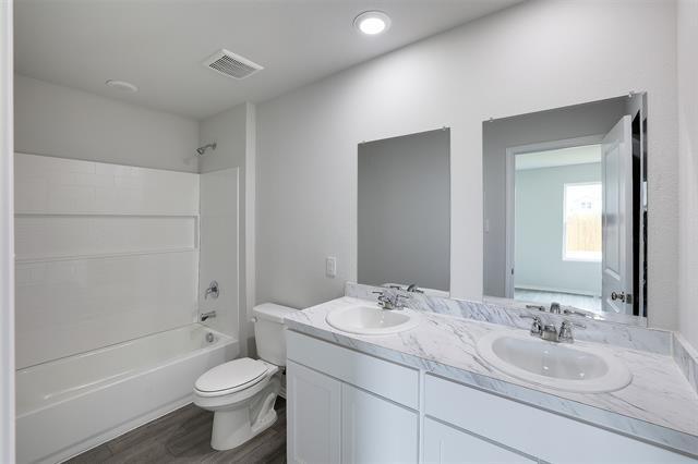 Building Photo - 829 Eagles Nest Dr