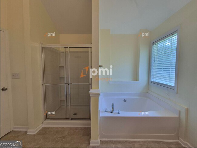 Building Photo - 1560 Bramlett Hill Ln SE