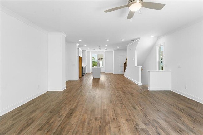 Building Photo - 5440 Howington Ct