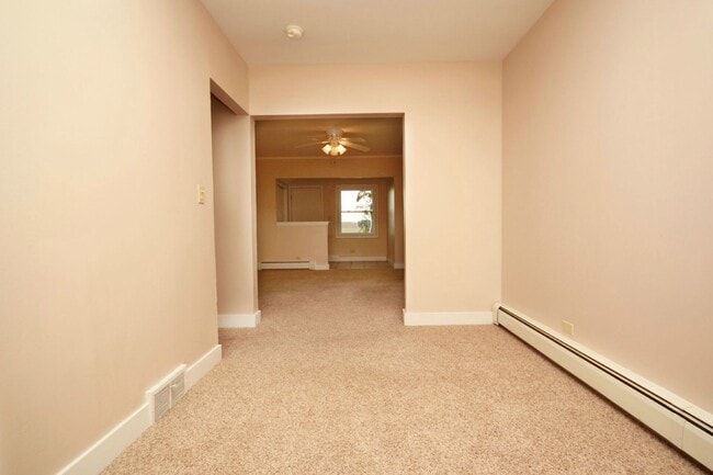 Building Photo - Updated home on 1 acre lot