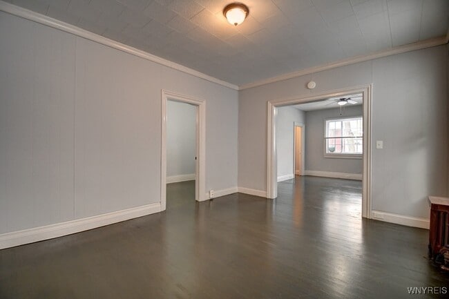 Building Photo - 36 19th St