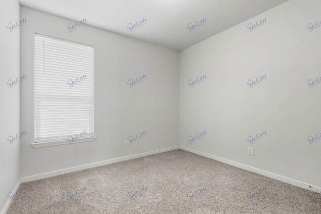 Building Photo - 1100 Scotney Ln