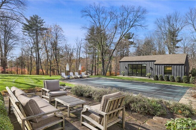 Building Photo - 77 Hook Rd