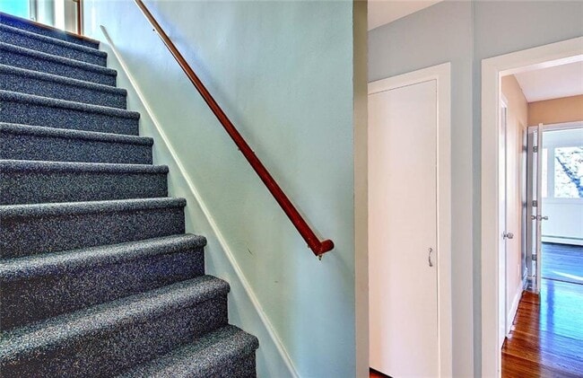 Building Photo - 66 Tyndall Ave