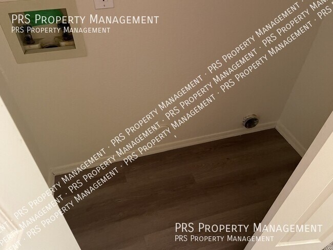 Building Photo - 16031 S 40th Way