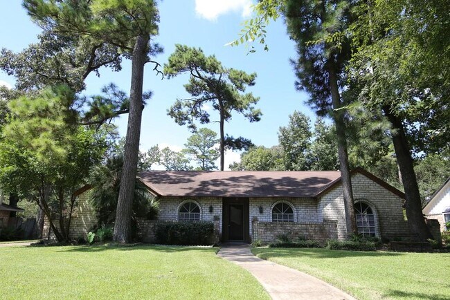 Primary Photo - 710 Enchanted Trail Dr